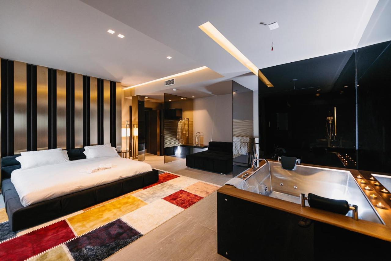 Hotel Egnatia Berxull Экстерьер фото